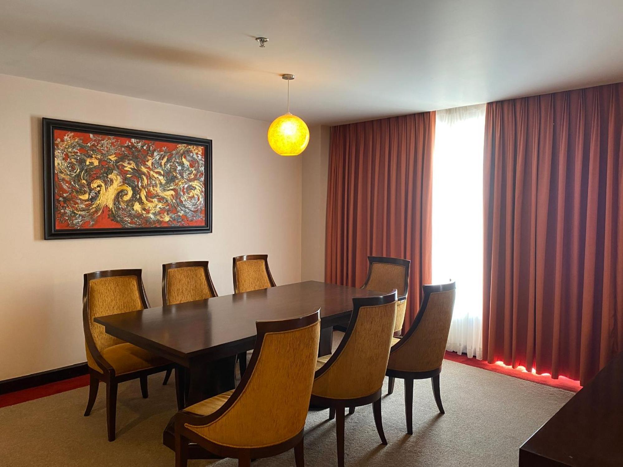 Muong Thanh Holiday Hue Hotel Quarto foto