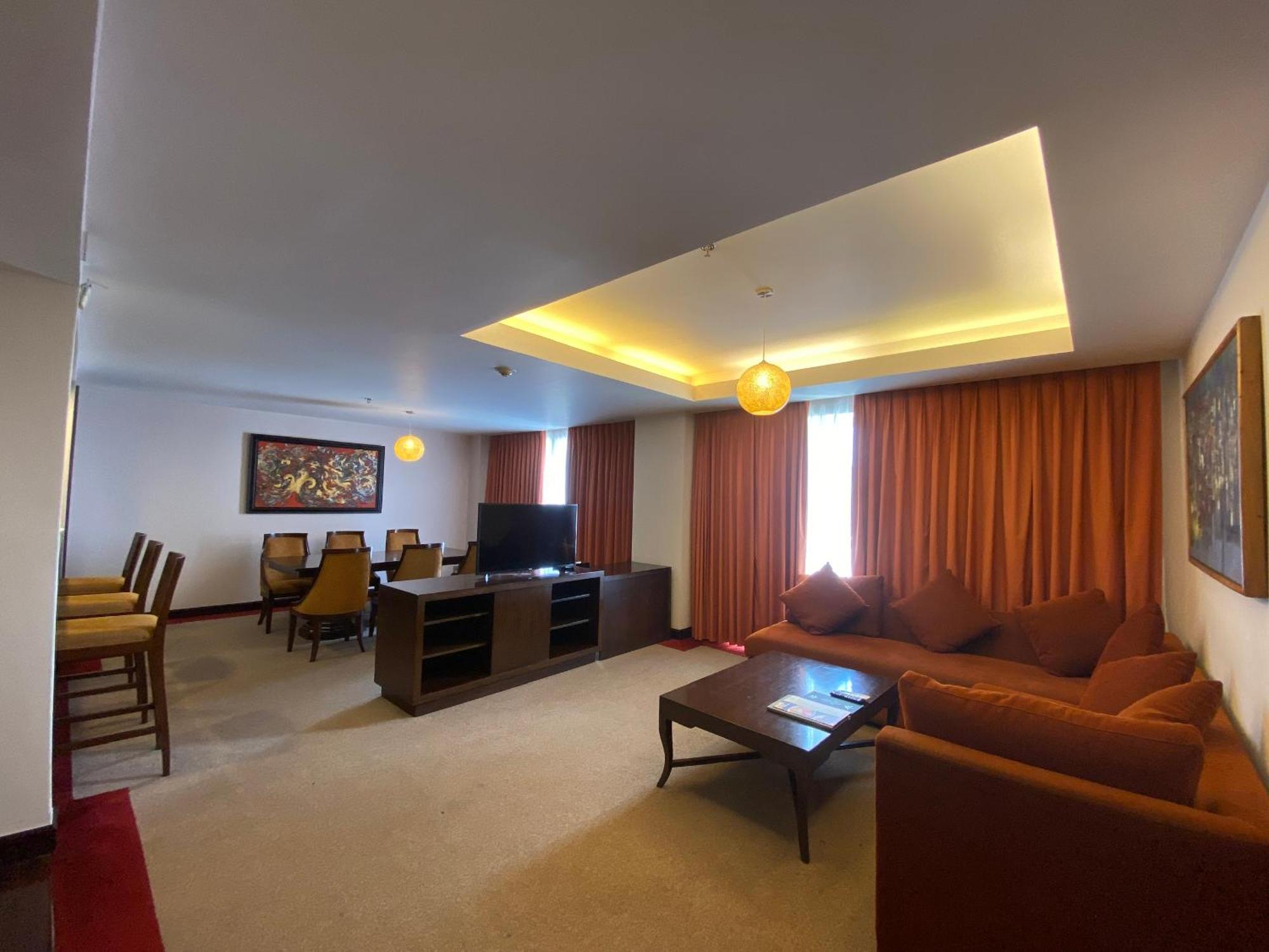 Muong Thanh Holiday Hue Hotel Quarto foto