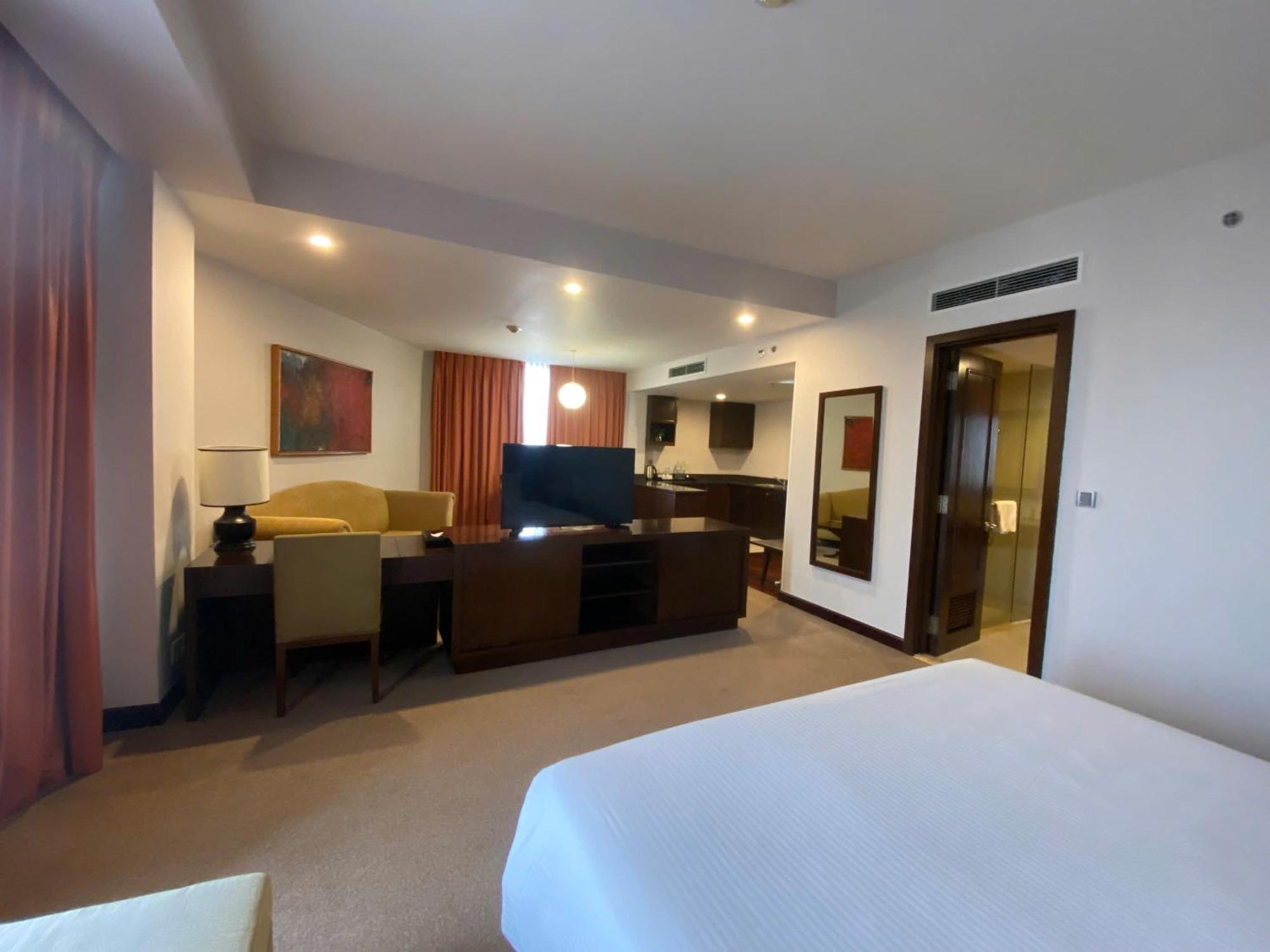 Muong Thanh Holiday Hue Hotel Quarto foto